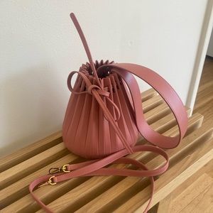 Mini Pleat Leather Bucket Bag
MANSUR GAVRIEL